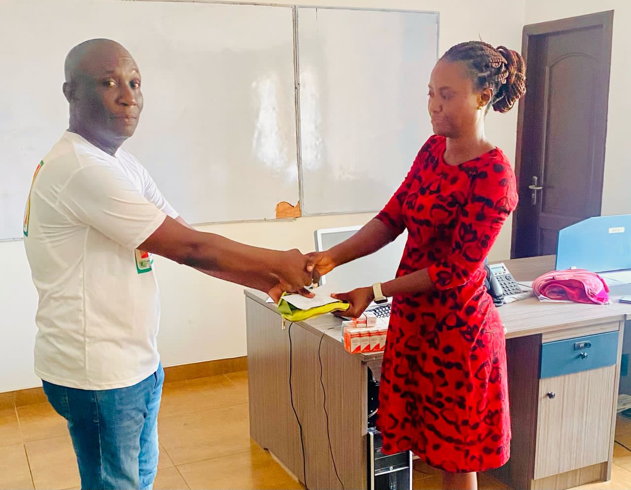 Pharm. Richard Acheampong Rewards Top Sales Representatives at Rokmer Pharma